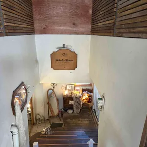 화이트하우스 리뷰 사진