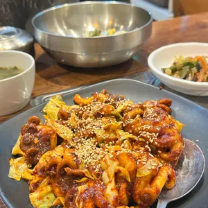 복사꽃피는집 사진