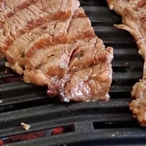 윤슬 숯불구이 사진