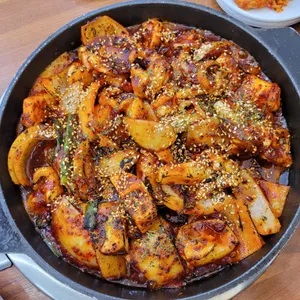 고집통문어칼국수 사진