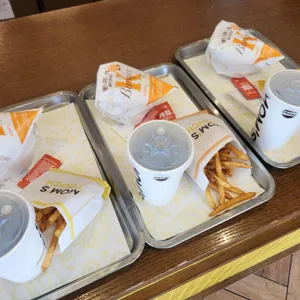 맘스터치LAB 사진