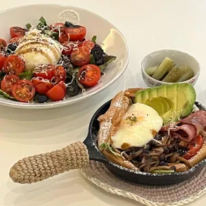 멜로우밀 대표 사진