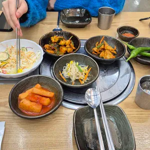 뼈통묵은지감자탕 사진