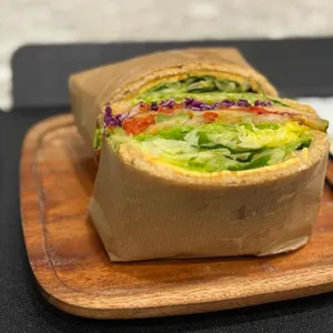 샐러데이즈 대표 사진