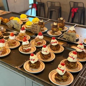 밀리언하우스 사진