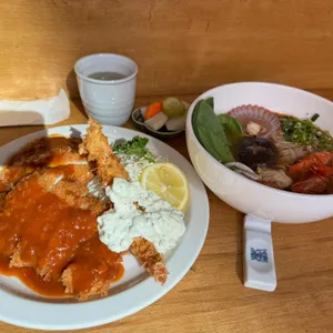 행운 리뷰 사진