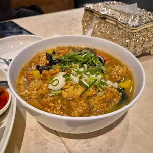 아메리칸 차이니즈 친 사진