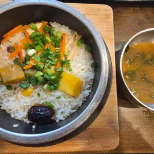 광릉돌솥밥 사진 1