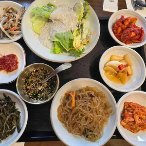 광릉돌솥밥 사진