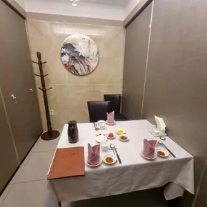 만강홍 대표 사진