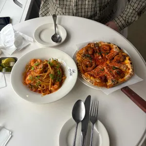 에이미테이블 사진