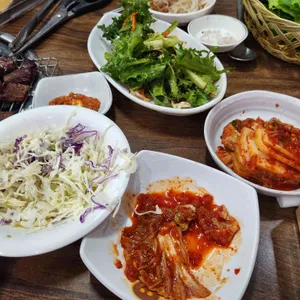 암소한마리 대표 사진