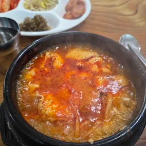 얼큰칼국수랑시골밥상 사진 1