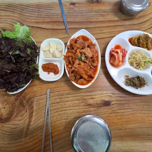 얼큰칼국수랑시골밥상 대표 사진