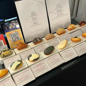 스페셜 땡스 투 리뷰 사진