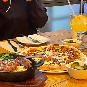 캘리포니아피자키친 사진