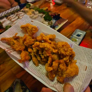 아까사까 대표 사진