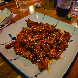 아까사까 대표 사진