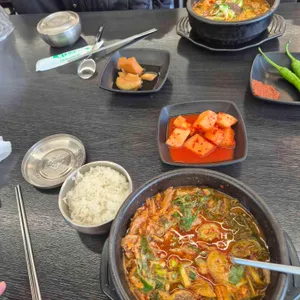 강화옥 뼈국 사진 1