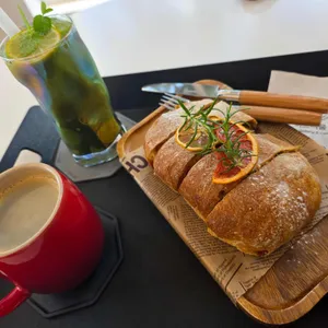 중앙탑 아트리움12카페 사진