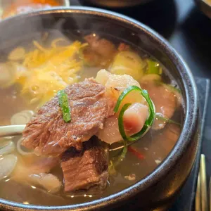 돌석기곰탕 사진