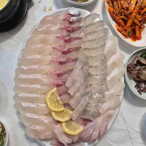 중앙횟집 대표 사진