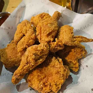 깐부치킨 사진
