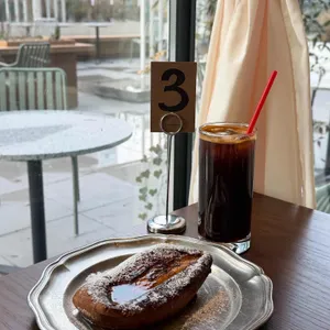 조앤도슨 사진 2