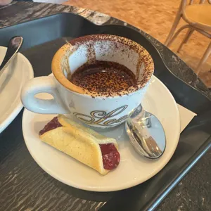 리사르커피 사진