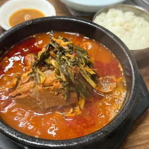 푸짐한왕뼈감자탕 사진