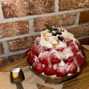 사월의파랑 사진