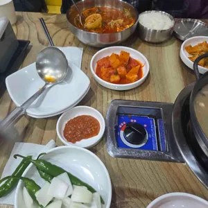 아리육돈 대표 사진