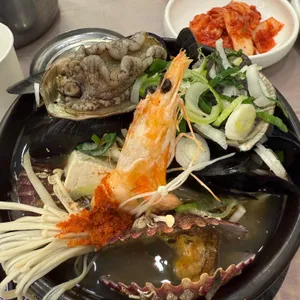 강릉전복해물뚝배기 사진