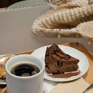 헤비레이어스 대표 사진