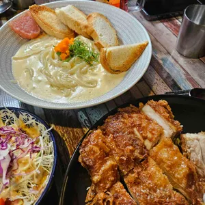 카쿠시타 사진 1