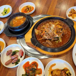 진수성찬 대표 사진