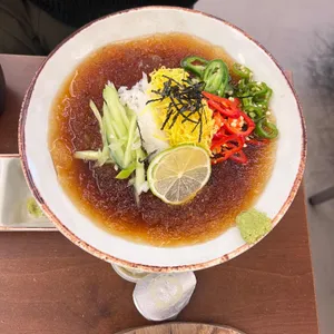 대학로고래 사진