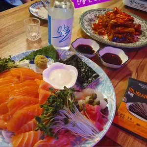 아빠애식탁 사진