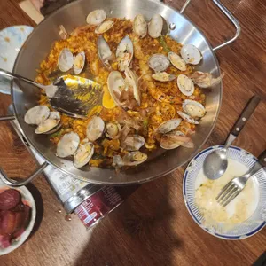 떼르세로 코스테스 사진