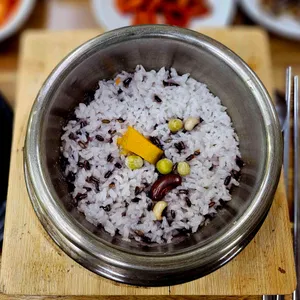 콩밭에 대표 사진