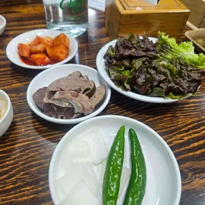 7전8기 8번식당 사진