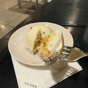 카페 진정성 사진