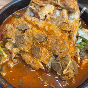 얼큰한뼈해장국 사진