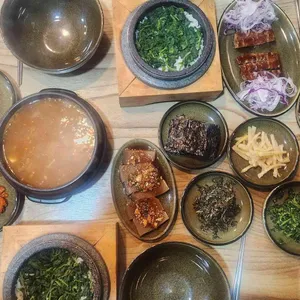 곤드레돌솥밥 대표 사진