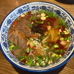 샤오바오 우육면 사진