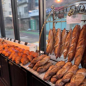 메트르아티정 사진