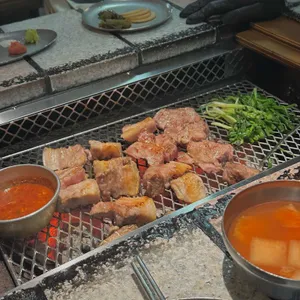 산청숯불가든 사진 2