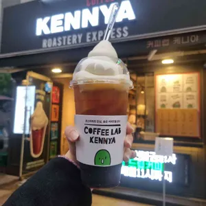 커피랩 케니야 사진