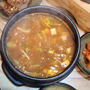 곤드레돌솥밥 사진