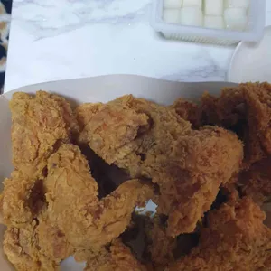 BHC치킨 대표 사진